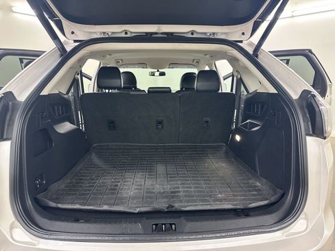 Used 2016 Ford Edge Titanium w/ Technology Package image 24