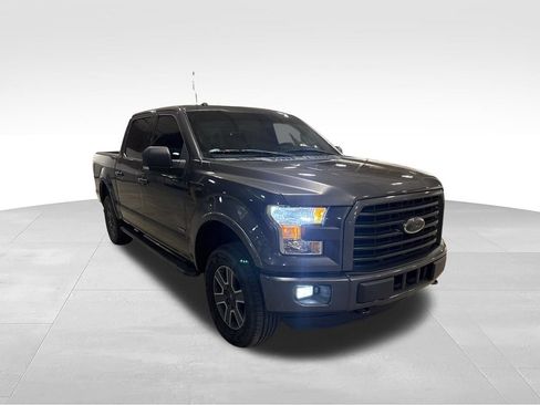 Used 2016 Ford F150 XLT w/ Equipment Group 302A Luxury AWD/4WD image 16