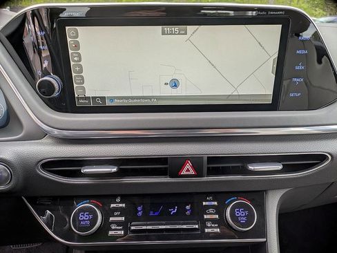 Used 2020 Hyundai Sonata Limited FWD image 17