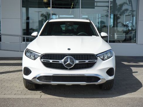 New 2026 Mercedes-Benz GLC 300 image 3