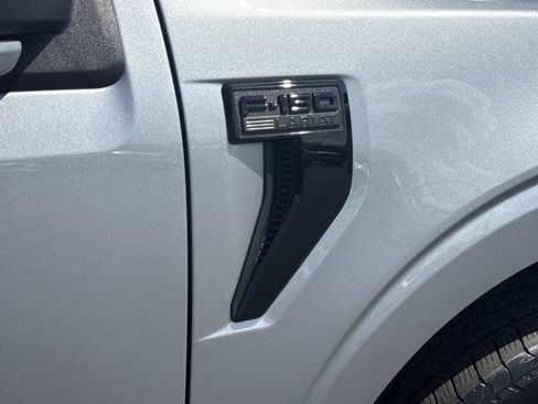 Used 2025 Ford F150 Lariat w/ Equipment Group 501A Mid AWD/4WD image 11
