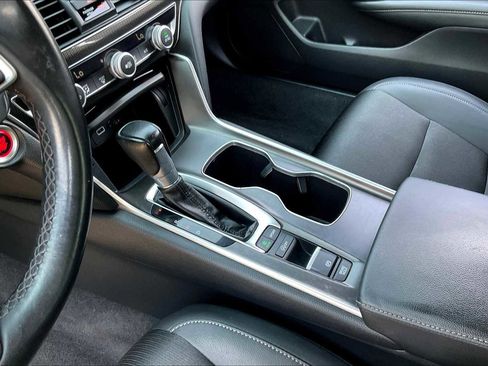 Used 2022 Honda Accord Sport image 15
