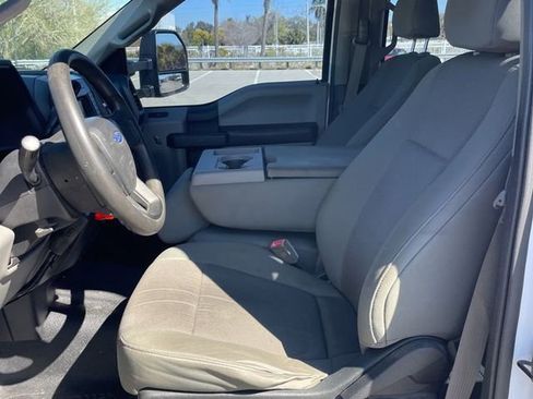Used 2018 Ford F250 XL w/ Power Equipment Group image 7