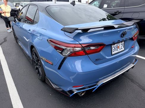 Used 2022 Toyota Camry TRD w/ TRD Package w/JBL Audio FWD image 5