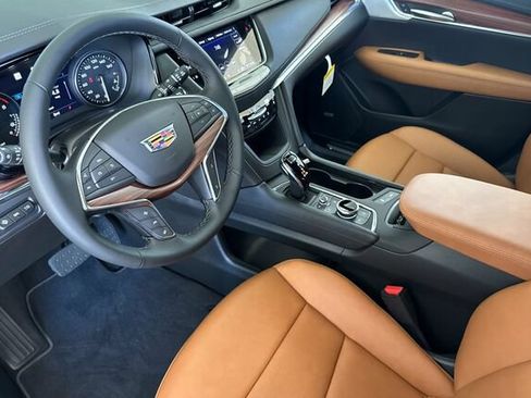 New 2026 Cadillac XT5 Premium Luxury w/ Driver Assist Package FWD image 10