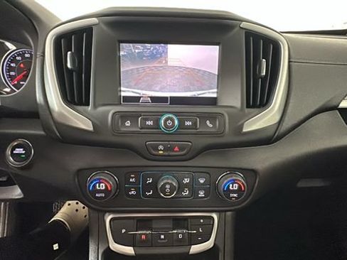 Used 2024 GMC Terrain SLE w/ Driver Convenience Package AWD/4WD image 23