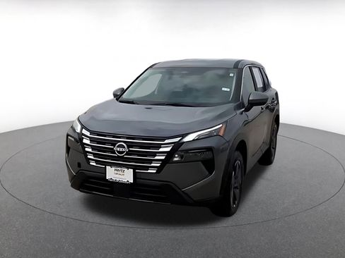 Used 2025 Nissan Rogue SV image 7