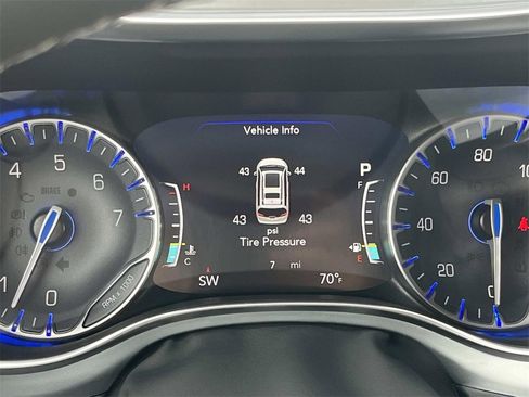 New 2026 Chrysler Pacifica Limited image 15