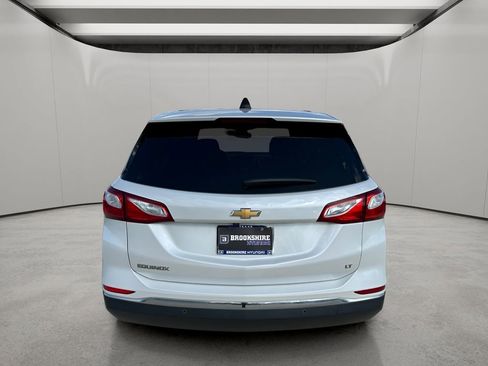 Used 2018 Chevrolet Equinox LT image 4