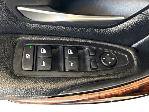 Used 2013 BMW 335i xDrive Sedan image 20