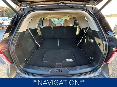 Used 2021 Ford Explorer Limited w/ Equipment Group 301A image 10