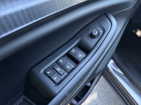 New 2025 Jeep Grand Cherokee Laredo X w/ Luxury Tech Group I image 16