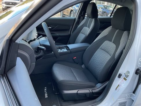 New 2026 Nissan Sentra SV w/ SV Convenience Package FWD image 13