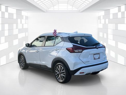Used 2024 Nissan Kicks SV FWD image 5