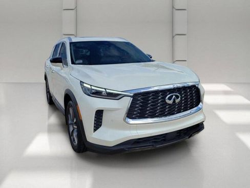 Used 2023 INFINITI QX60 Luxe AWD/4WD image 3
