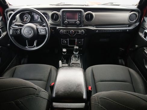 Used 2021 Jeep Wrangler Unlimited Sport image 3