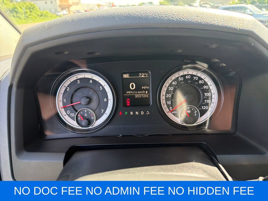 Used 2015 RAM 1500 Express AWD/4WD image 17