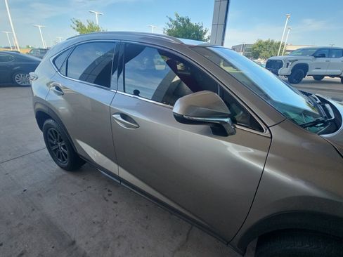 Used 2016 Lexus NX 200t FWD image 18