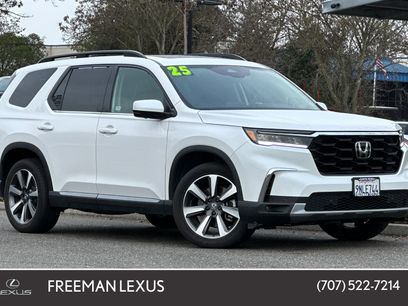 Used 2025 Honda Pilot Elite