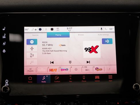 Used 2024 Jeep Wagoneer Series II image 21