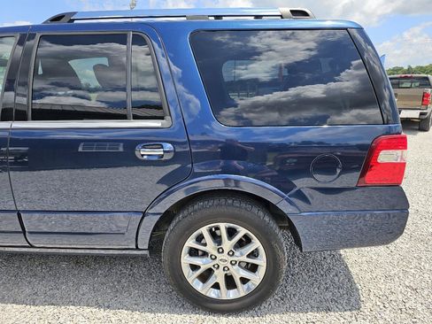 Used 2017 Ford Expedition Limited w/ Equipment Group 301A RWD image 5