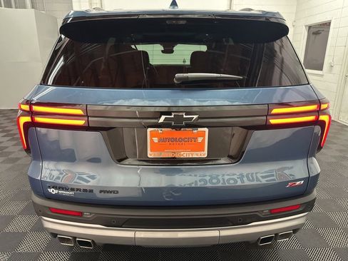 Used 2025 Chevrolet Traverse Z71 w/ Enhanced Driving Package AWD/4WD image 9