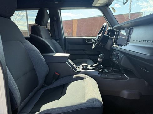 Used 2025 Ford Bronco Big Bend image 34