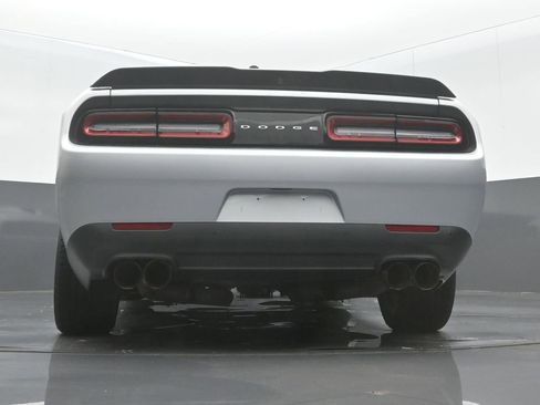 Used 2023 Dodge Challenger R/T w/ Performance Handling Group image 20