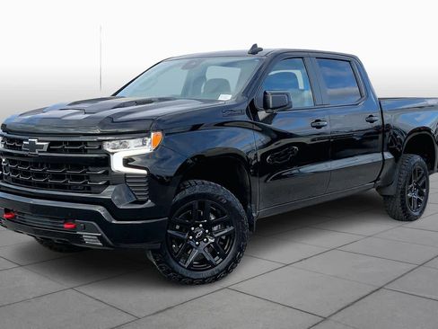 Used 2024 Chevrolet Silverado 1500 LT Trail Boss w/ LPO, Dark Essentials Package image 1