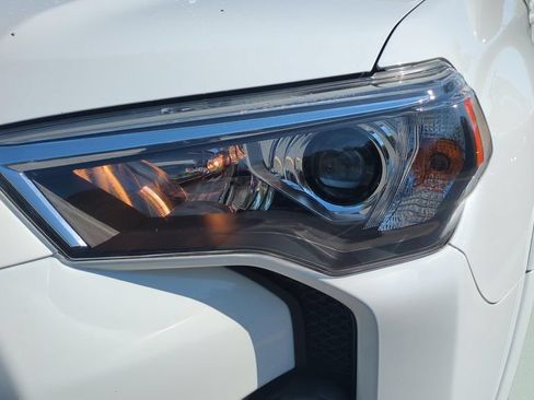 Used 2023 Toyota 4Runner TRD Off-Road Premium AWD/4WD image 25
