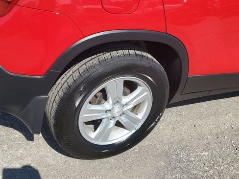 Used 2016 Chevrolet Trax LT w/ LPO, Protection Package FWD image 5