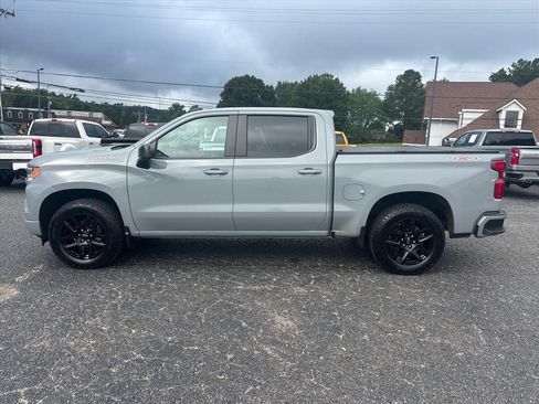 Used 2024 Chevrolet Silverado 1500 RST w/ Protection Package AWD/4WD image 4