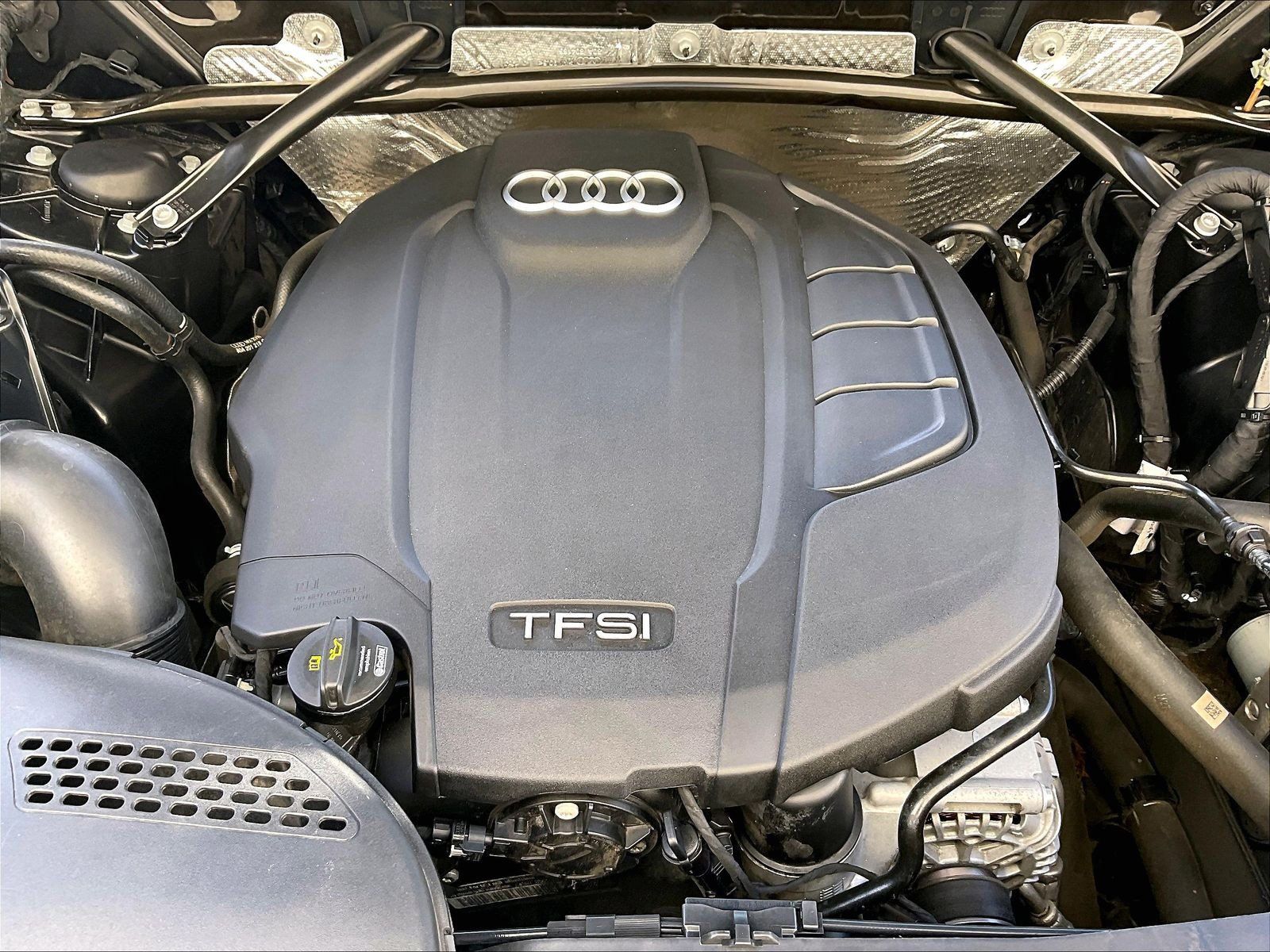 Used 2018 Audi Q5 2.0T Premium Plus w/ Premium Plus Package AWD/4WD image 32