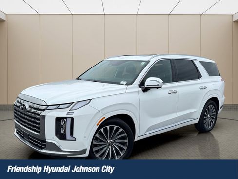 Used 2025 Hyundai Palisade Calligraphy image 1