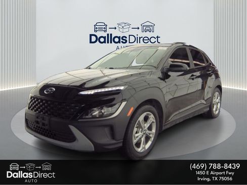 Used 2023 Hyundai Kona SEL image 2