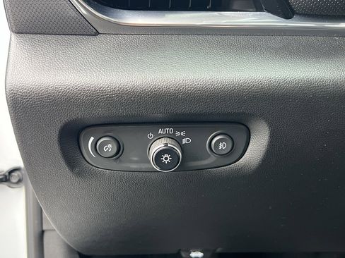 Used 2021 Chevrolet Traverse Premier w/ Redline Edition image 15