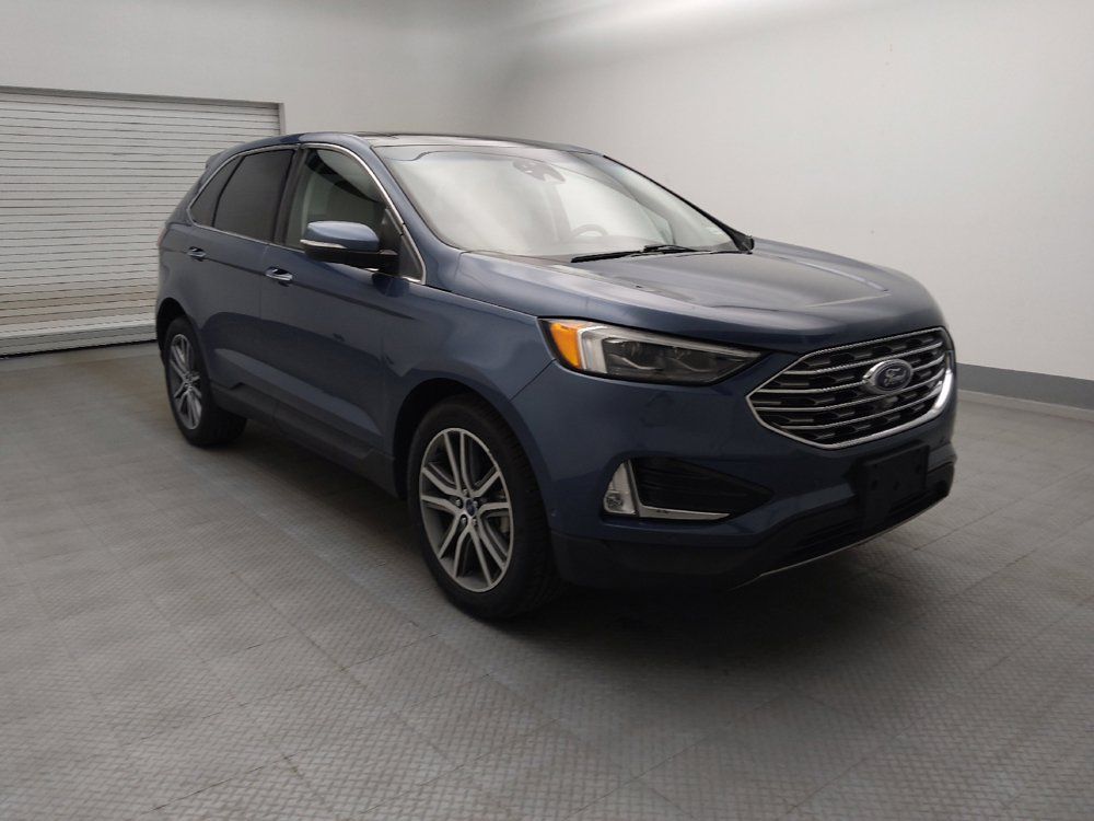 Used 2019 Ford Edge Titanium w/ Equipment Group 301A FWD image 13