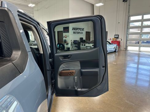 Used 2024 Ford Maverick Lariat AWD/4WD image 36