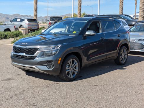 Used 2022 Kia Seltos S image 7