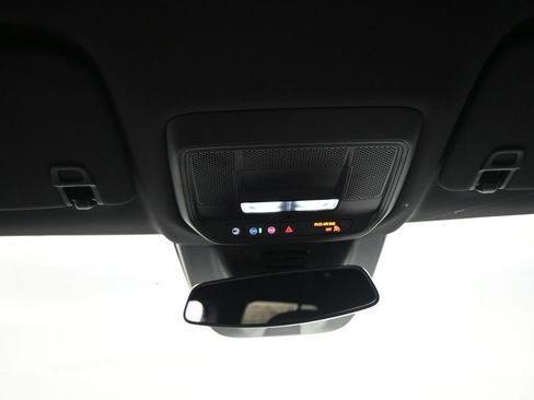 Used 2026 Chevrolet Equinox EV LT image 12