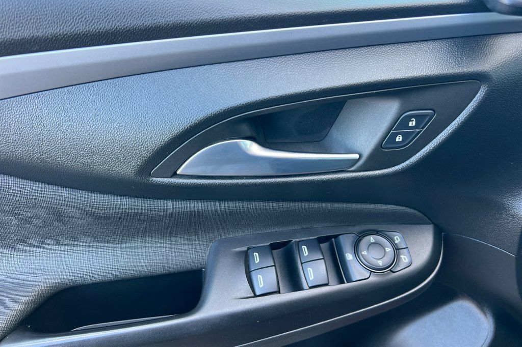 Used 2024 Buick Envista Preferred w/ Convenience I Package FWD image 8