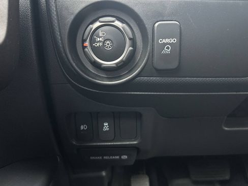Used 2013 Honda Ridgeline Sport image 14