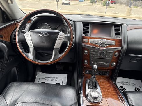 Used 2016 INFINITI QX80 4WD w/ Deluxe Technology Package image 19