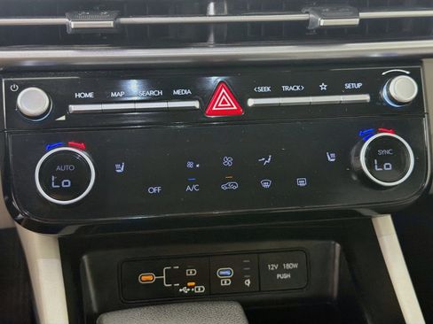 Used 2025 Hyundai Tucson SEL FWD image 22
