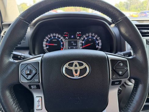 Used 2014 Toyota 4Runner SR5 Premium w/ Convenience Package AWD/4WD image 24
