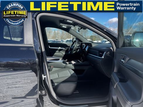 Used 2026 GMC Terrain Elevation image 32