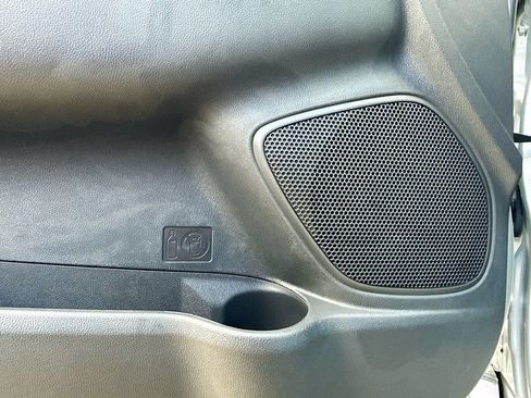 Used 2025 Mitsubishi Outlander Sport LE AWD/4WD image 19