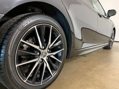 Used 2023 Toyota Camry SE image 33