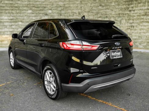 Used 2023 Ford Edge SEL image 9