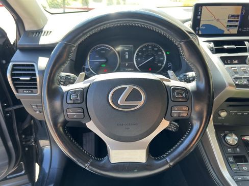 Used 2018 Lexus NX 300h AWD image 12